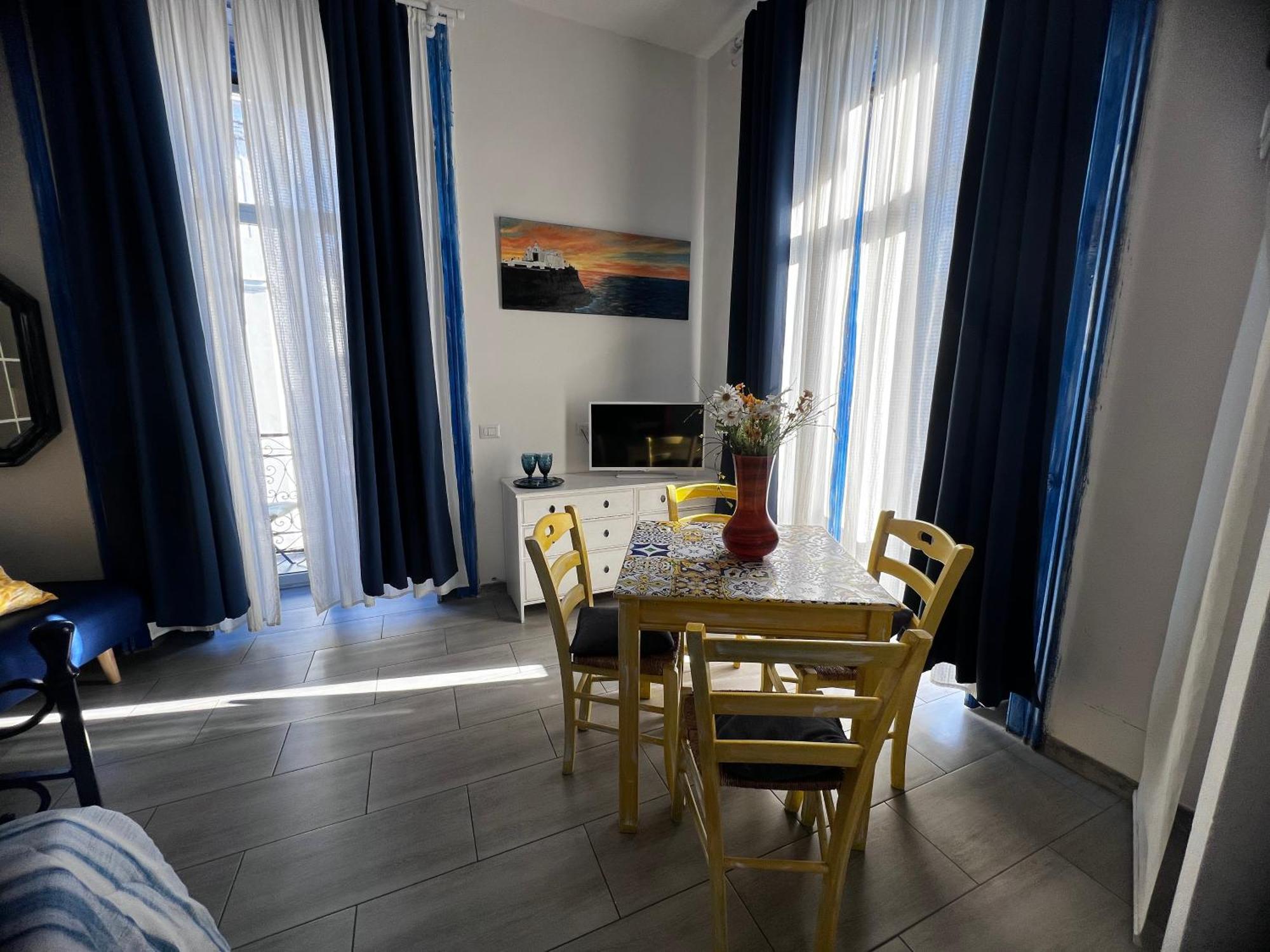 Napoli Da Vivere Suites Giudecca Luaran gambar